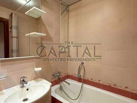 квартира по адресу Героев Днепра ул., 38-Е