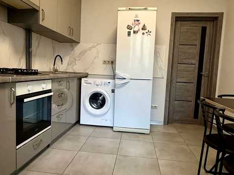 квартира за адресою Олександра Довженка вул., 61