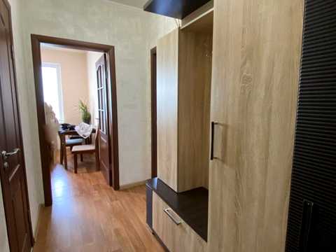 квартира за адресою Софії Русової вул., 5-Б