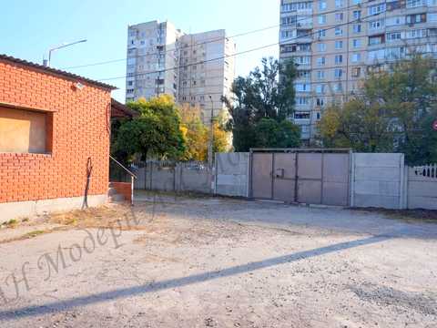 паркомісце за адресою Харків, Барабашова вул., 7