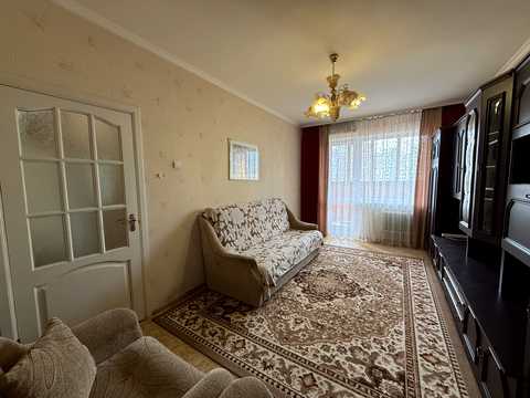 квартира за адресою Анни Ахматової вул., 16-В