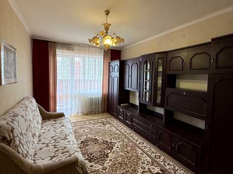 квартира за адресою Анни Ахматової вул., 16-В