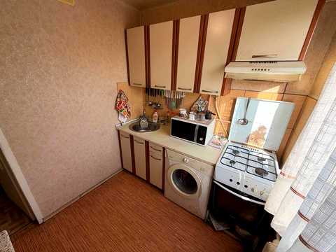 квартира за адресою Навроцького вул., 15
