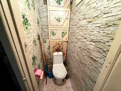 квартира за адресою Навроцького вул., 15