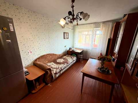 квартира за адресою Навроцького вул., 15