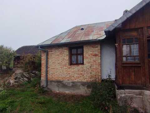 будинок за адресою с. Ракобовти, Низинна