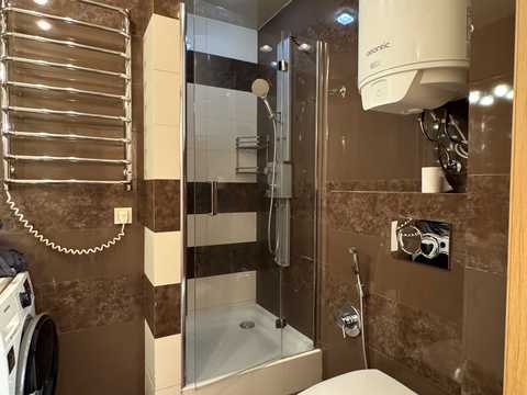 квартира за адресою Генерала Алмазова вул. (Кутузова), 14