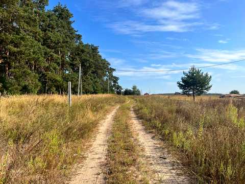 ділянка за адресою с. Михайлівка-Рубежівка, Богдана Хмельницького