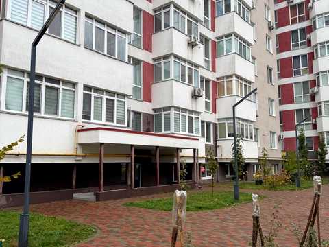 коммерческая по адресу Единства ул., 4