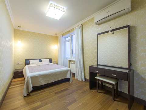 квартира за адресою Кадетський Гай вул., 6