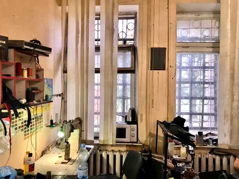коммерческая по адресу Леоніда Бикова бульв., 7