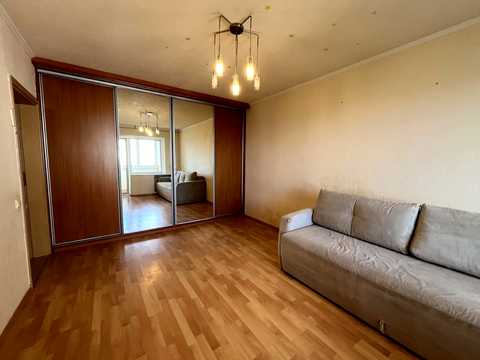 квартира за адресою Феофіла Яновського вул., 1