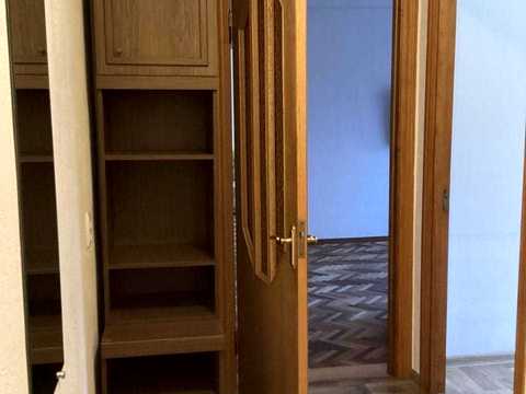 квартира по адресу Строителей ул., 9