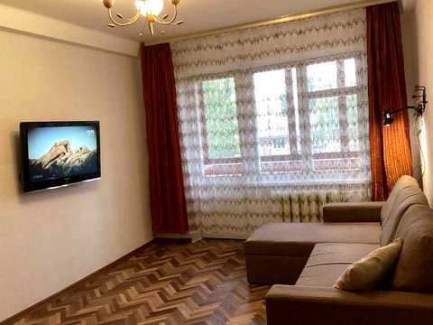 квартира по адресу Строителей ул., 9