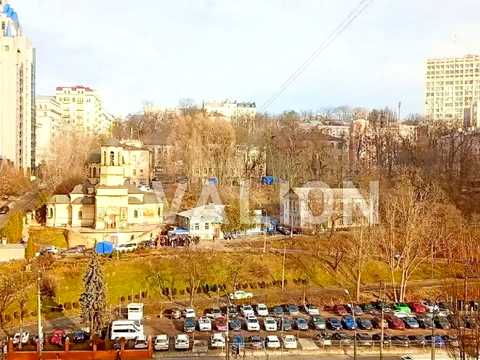 квартира по адресу Леси Украинки бульв., 2