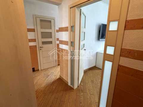 квартира за адресою Космічна вул., 4/11