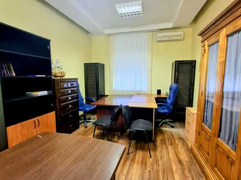 комерційна за адресою Шовковична вул., 32/34