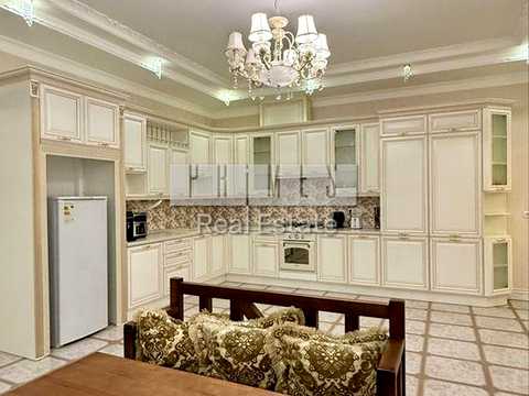 дом по адресу с. Святопетровское, Лісова