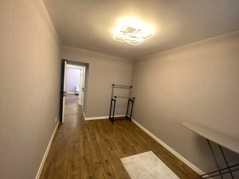 квартира за адресою Тіниста вул., 13а