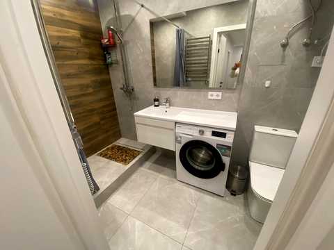 квартира за адресою Тіниста вул., 13а