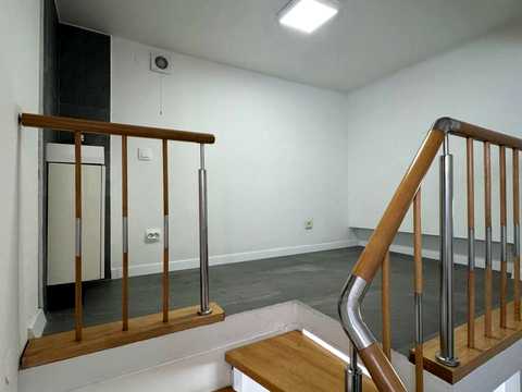 комерційна за адресою Чернігівська вул., 14