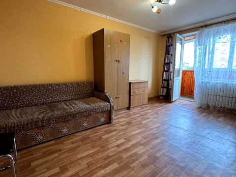 квартира по адресу Гвардейцев-Широнинцев ул., 44