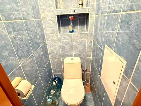 квартира за адресою Анни Ахматової вул., 4