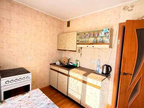 квартира за адресою Анни Ахматової вул., 4