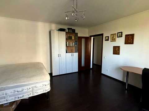 квартира за адресою Дарницький бульв., 8