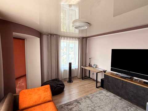 квартира за адресою Коновальця вул., 21