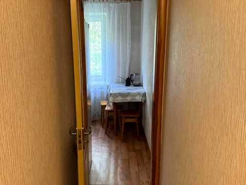 квартира за адресою Леоніда Первомайського вул., 11