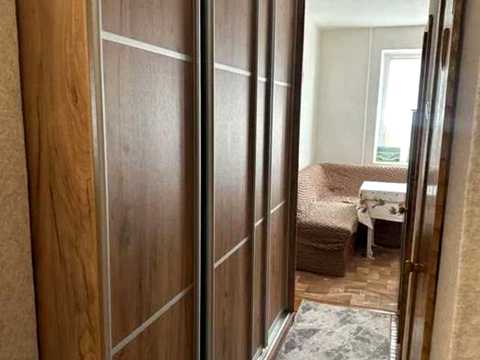 квартира за адресою Київ, Лариси Руденко вул., 7