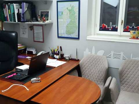 комерційна за адресою Київ, Катерини Білокур вул., 2/8