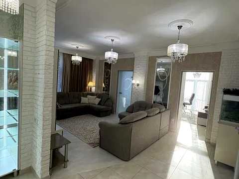 квартира за адресою Регенераторна вул., 4 к13
