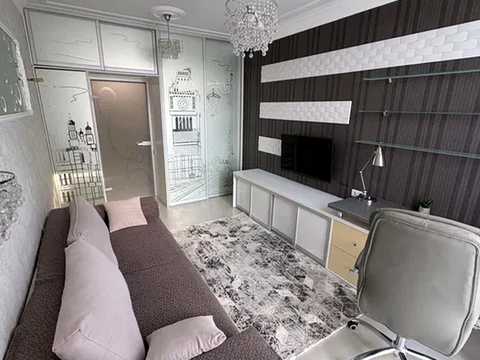 квартира за адресою Регенераторна вул., 4 к13