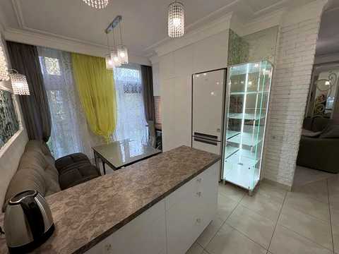квартира за адресою Регенераторна вул., 4 к13