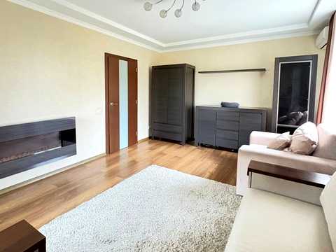 квартира за адресою Яблунська, 3