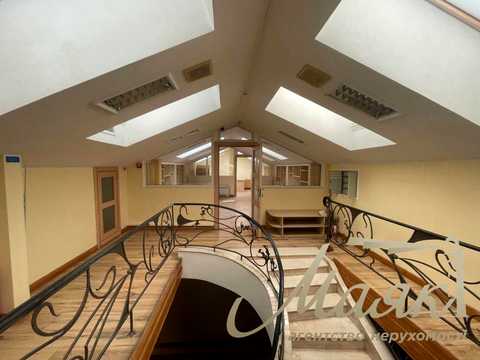 комерційна за адресою Саксаганського вул., 67Б