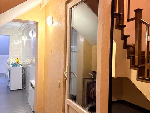 будинок за адресою Київська вул., 16
