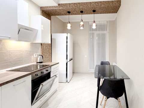 квартира за адресою Регенераторна вул., 4 к15