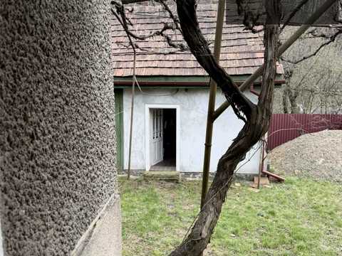 будинок за адресою с. Анталовці, Глубокая
