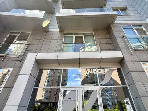 квартира по адресу Раисы Окипной ул., 18