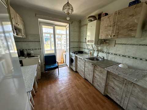 квартира за адресою Залізничників просп., 4