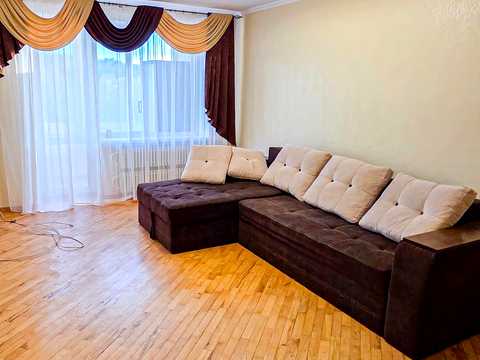 квартира по адресу Золотогорская ул., 3