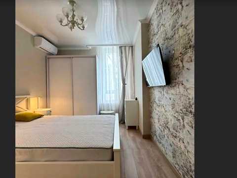 квартира за адресою Салютна вул., 2к6