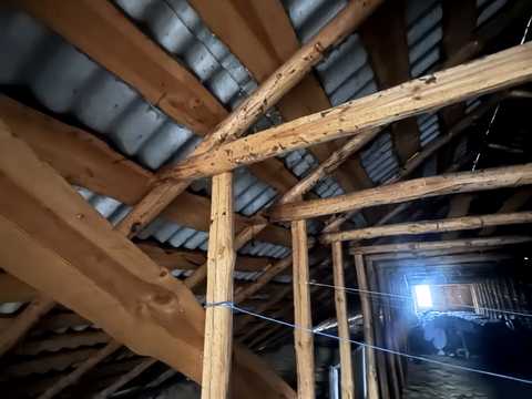 комерційна за адресою с. Рожни, Торфова, 1