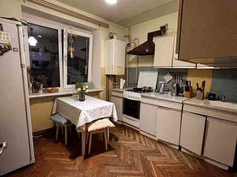 квартира за адресою Івано-Франківськ, Галицька вул., 120