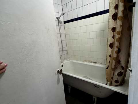 квартира за адресою Верховної Ради бульв., 26