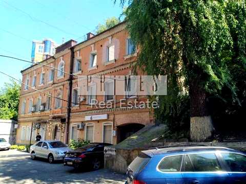 комерційна за адресою Басейна вул., 66