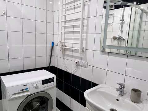 квартира по адресу Константиновская ул., 63/12